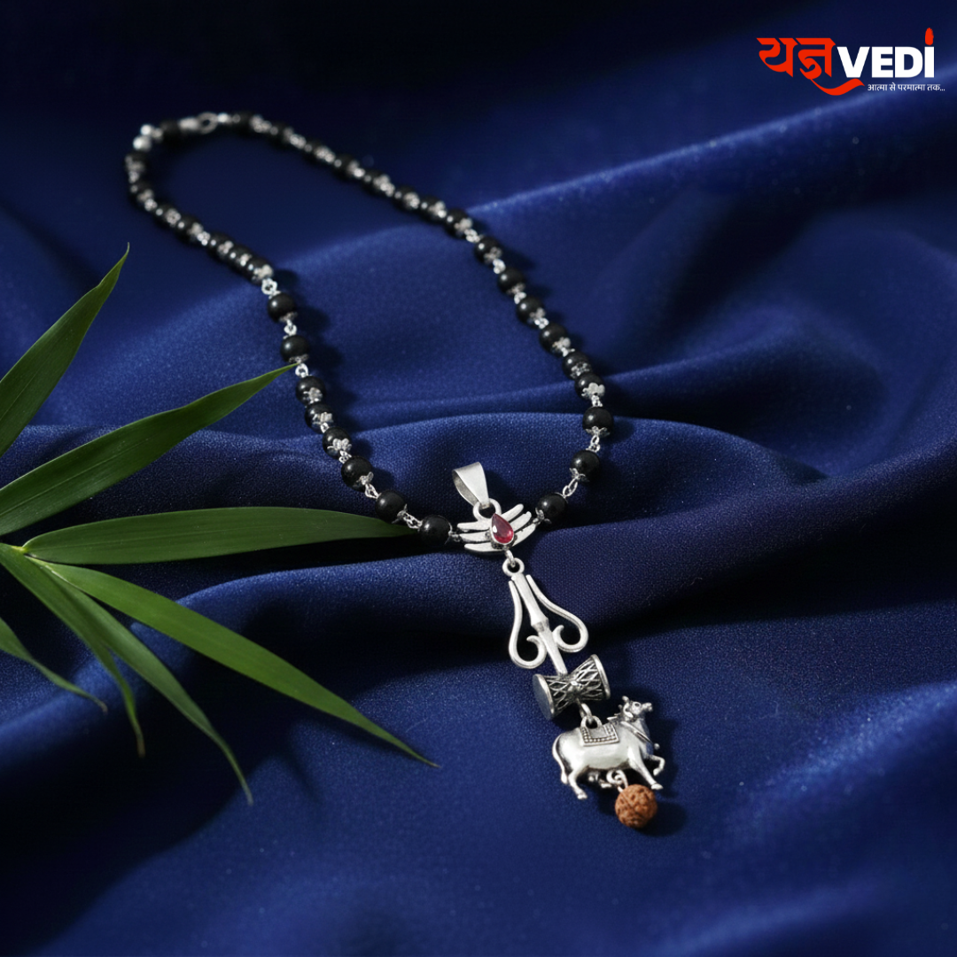 Shiv Nandi Pendant with Karungali (Ebonywood) Mala
